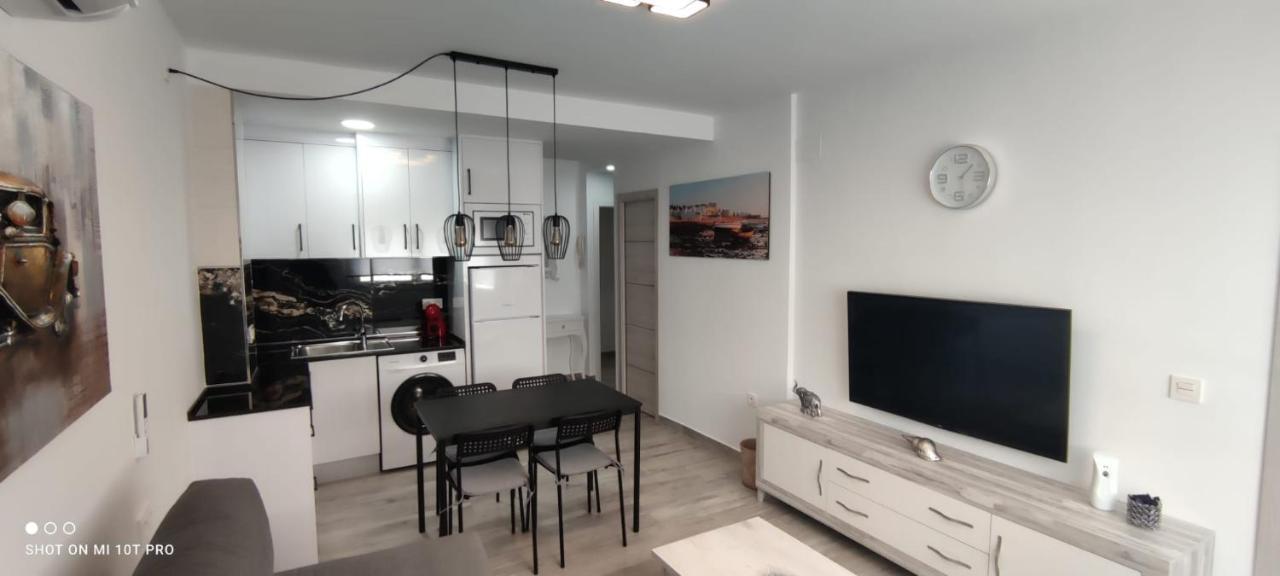 Apartamentos Sol Y Luna Conil コニル・デ・ラ・フロンテラ エクステリア 写真