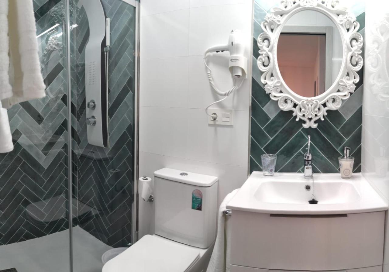 Apartamentos Sol Y Luna Conil コニル・デ・ラ・フロンテラ エクステリア 写真